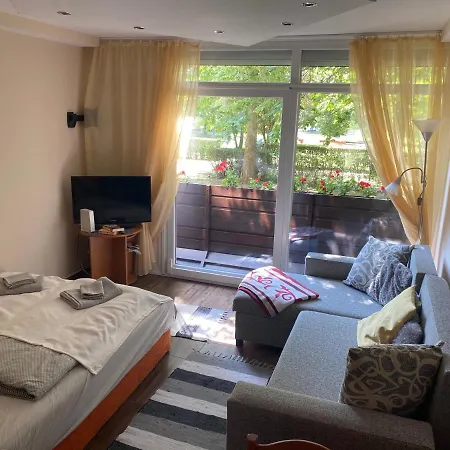 Dora Apartman * Balatonfured